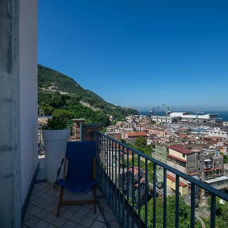 بيت شباب Stabia Gulfview *