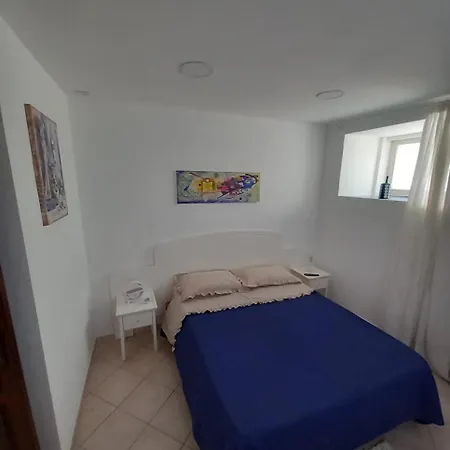 Stabia Gulfview Hostel